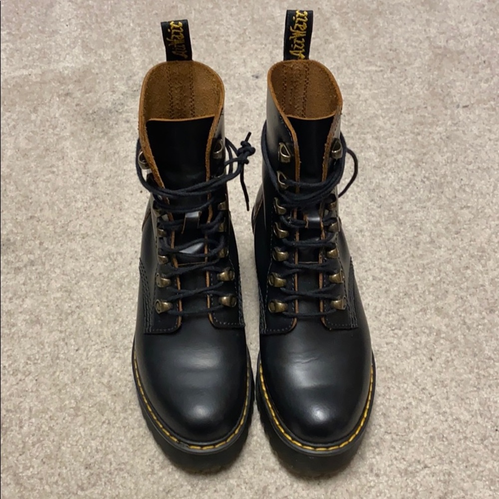 Leona Heeled Boot
DR. MARTENS